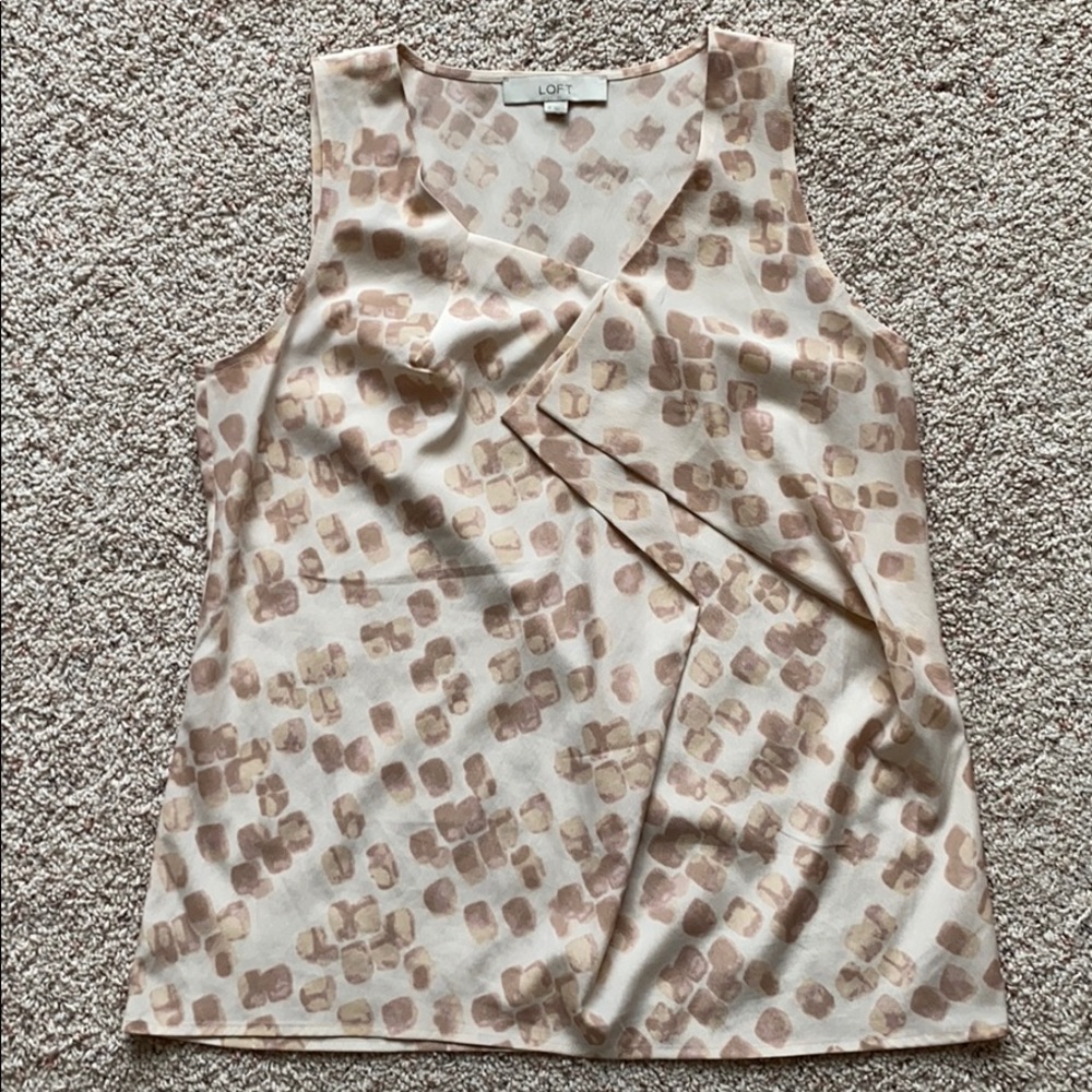 NWOT Women’s Loft Sleeveless Blouse Size Medium